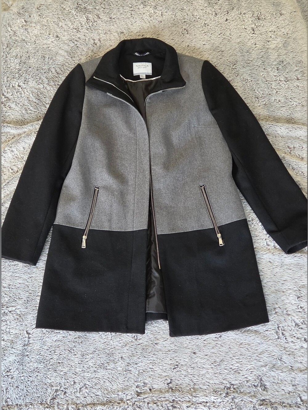 Nautica Two-Tone Gray and Black Long Zip Up Wool-Blend Coat Sz Medium